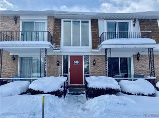 140 Old Lyme Dr APT 8, Amherst, NY 14221