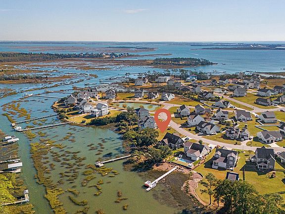 2nd image of 1823 Olde Farm Road