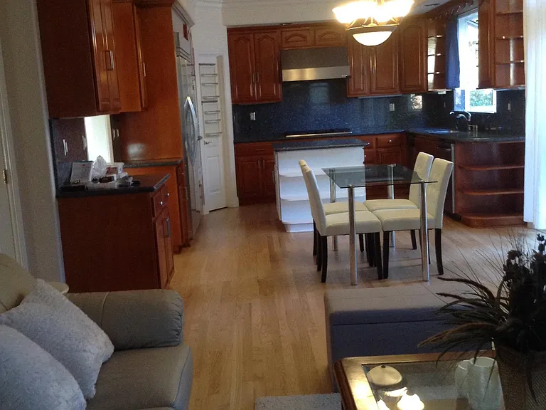 2916 Ramona St — Photo 11
