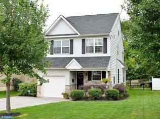 245 Roberts Ave, Conshohocken, PA 19428