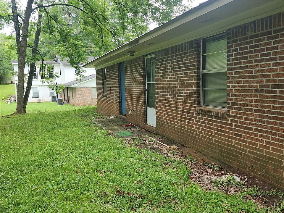 2nd image of 106 Flournoy Dr