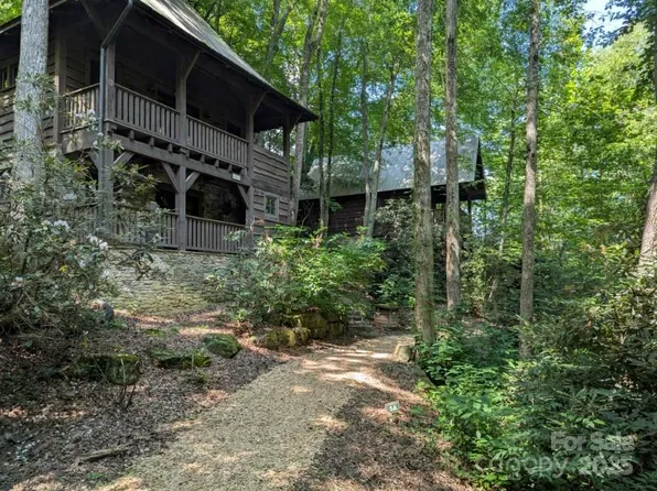 5 Chaucer Rd, Black Mountain, NC 28711