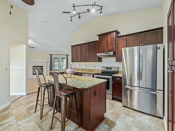 5th image of 8230 ROCKY CREEK Drive