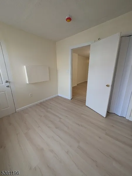 2 bed, 1.0 bath, $1,850 — Photo 4