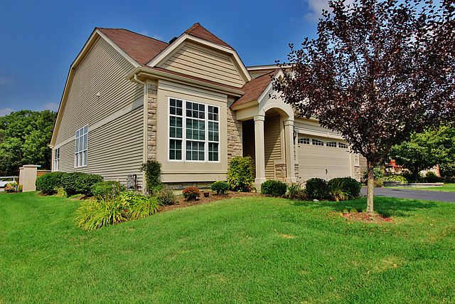 1st image of 1652 Briarheath Dr