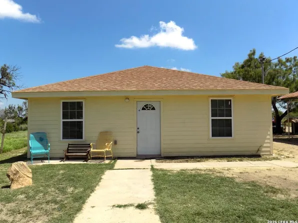 220 CALLE ESCUELA, El Indio, TX 78860