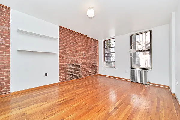 Rented by Living New York | media 10