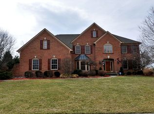 1653 Fairway Crst, Loveland, OH