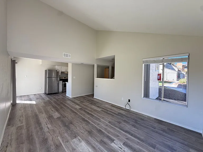 9905 El Camino Real — Photo 13