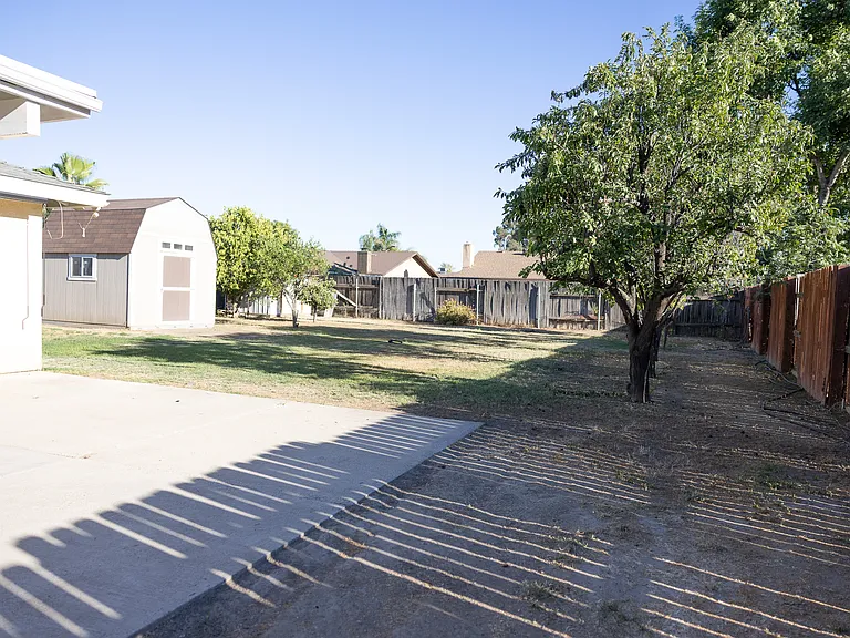 4709 Pinecastle Ave — Photo 32