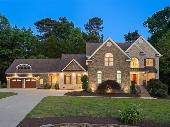 5523 Linkside Ct, Fuquay Varina, NC 27526