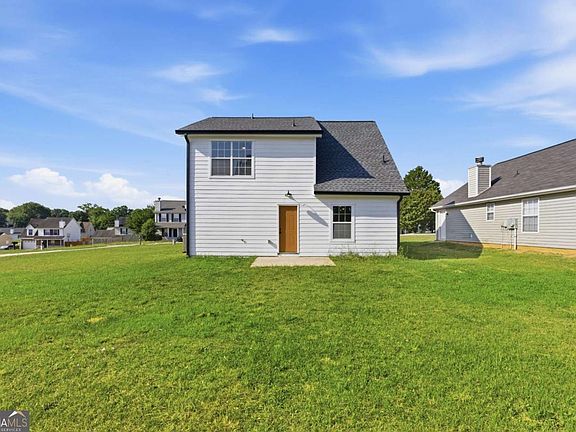 3rd image of 257 Marsh Glen Dr