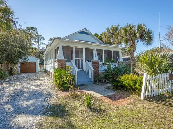 134 Sawyer Ln, Apalachicola, FL 32320