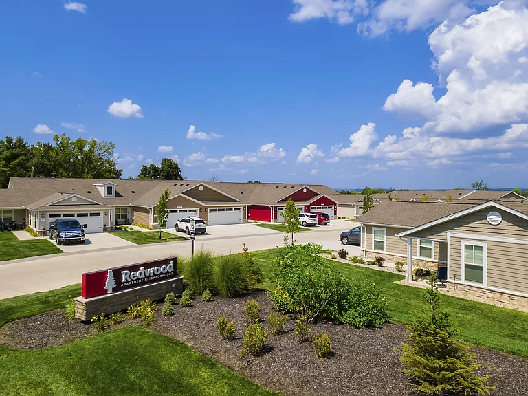Redwood Miamisburg — Photo 12