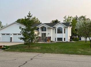 1827 Celia St, Detroit Lakes, MN 56501