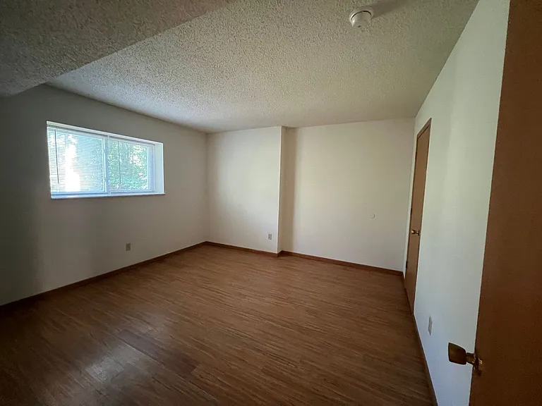 615 Portsmouth Dr — Photo 15