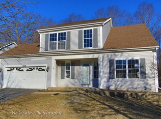 1208 Mayfair Dr, Carpentersville, IL 60110