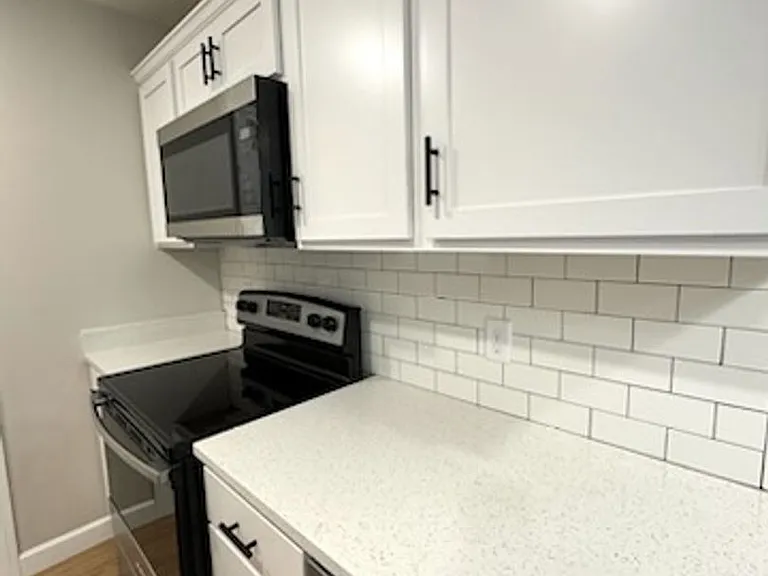 185 Sierra Cir — Photo 11