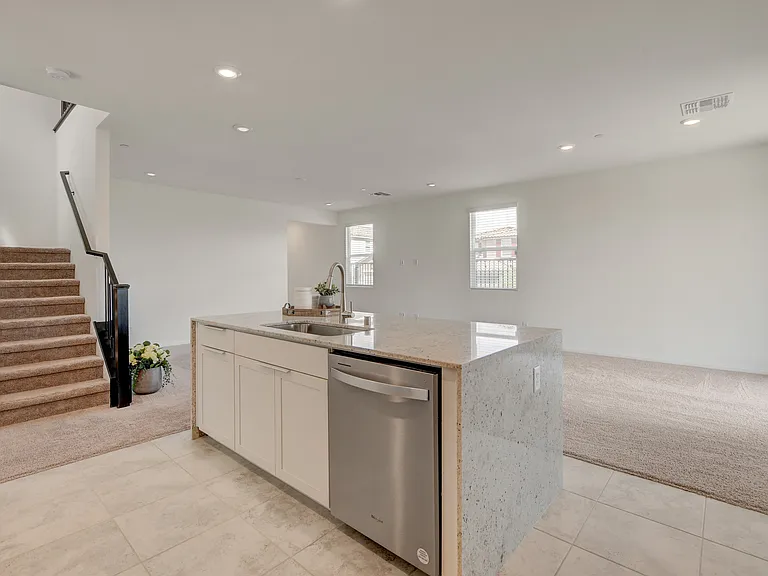 5406 Zacatin Ct — Photo 8