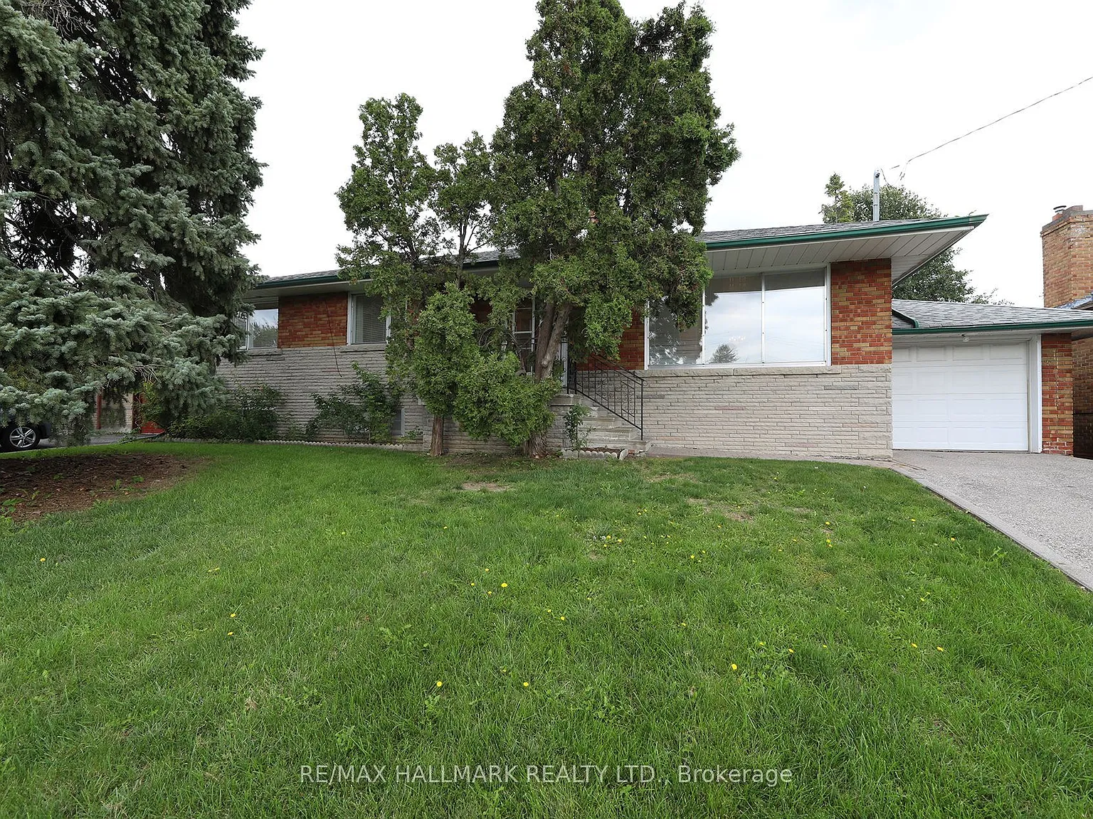 4 bed, $3,700 — Photo 1
