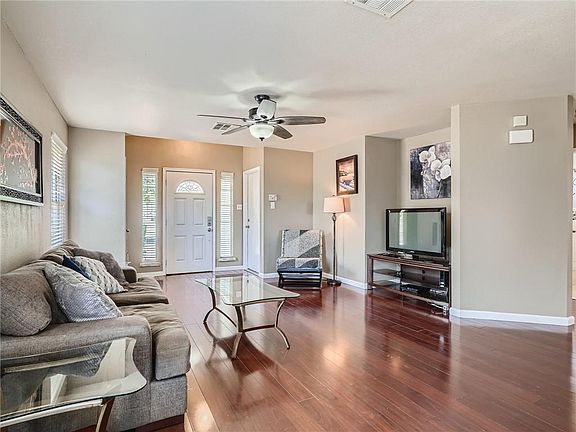 5th image of 2727 Amberglow Ct