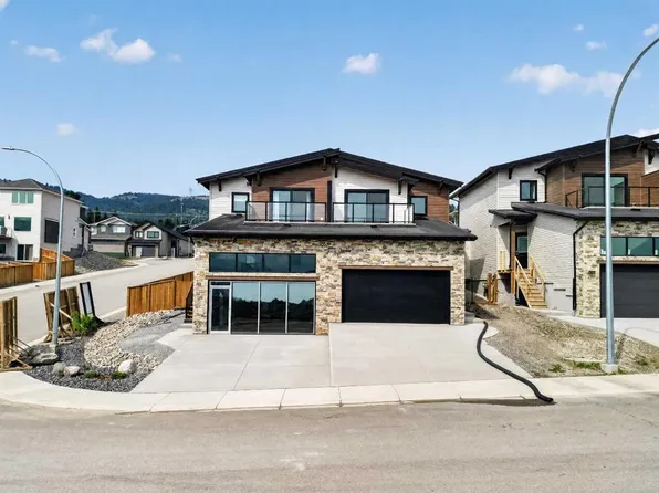 8637 S 24th Ave, Coleman, AB T0K 0M0