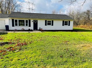 10540 Auburn Rd, Chardon, OH 44024