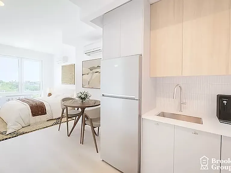 1889 Atlantic Ave #8G — Photo 5