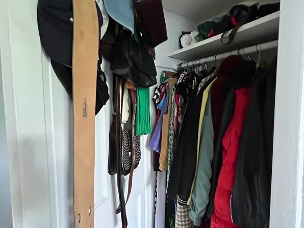 1040 Park Place image 10 of 10