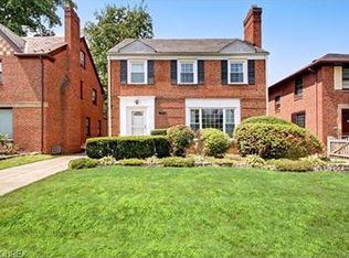 2452 Saybrook Rd, University Heights, OH 44118