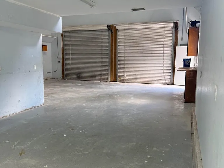 18786 Hillside Cir S — Photo 5