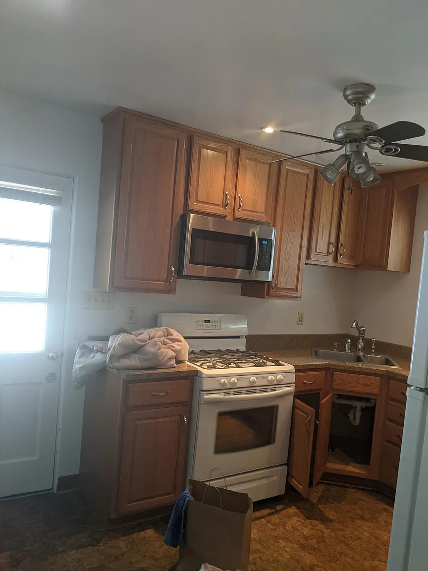 210 Arborwood Dr photo 1