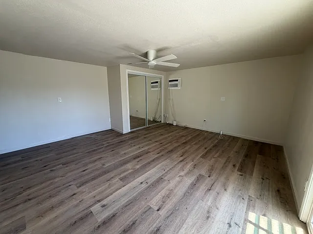 6431 N Pershing Ave — Photo 12