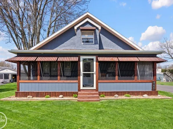 47433 Forton Rd, Chesterfield, MI 48047