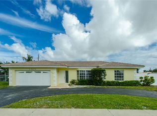 102 Saint Cloud Ln, Boca Raton, FL 33431