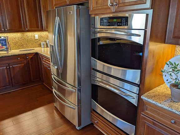 5th image of 2057 Xavier Ln