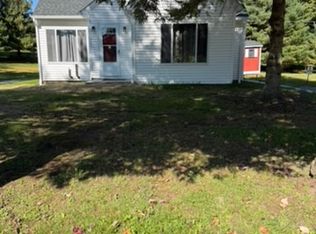 183 White Mills Rd, Honesdale, PA 18431