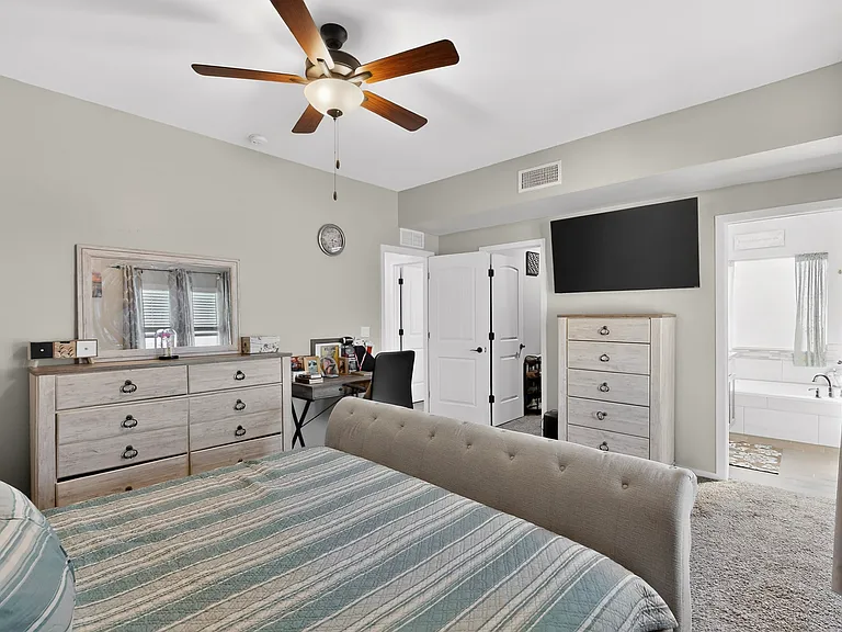 14717 Charles Foster Ave — Photo 26