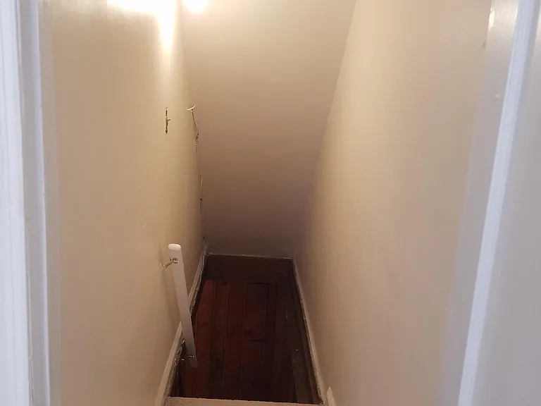 1378 Westbury Dr — Photo 12