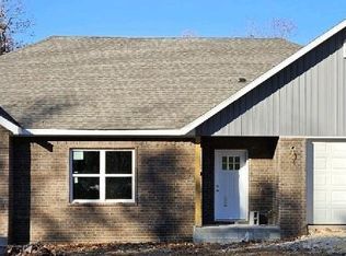 9 Roughton Ln, Bella Vista, AR 72714