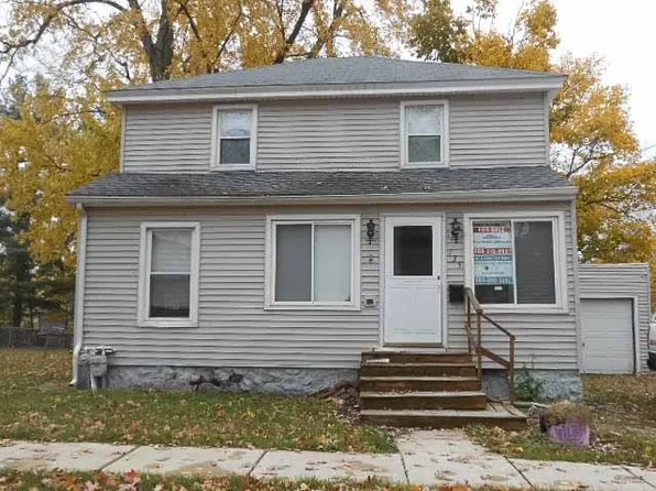 135 S Manning St, Hillsdale, MI 49242