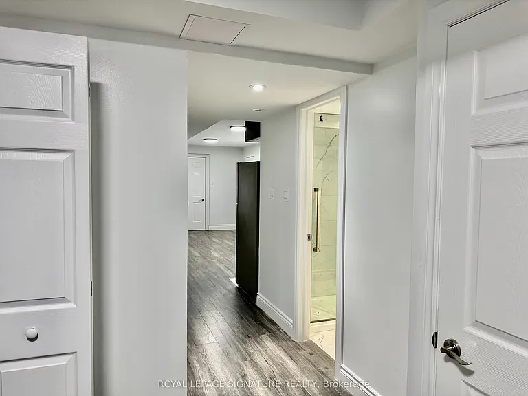 80 Midcrest Cir — Photo 8