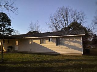 510 Hillcrest Rd, West Point, MS 39773