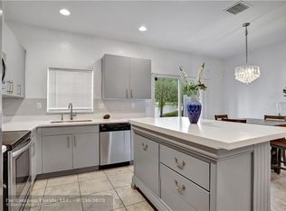 1005 NW 41st Ave, Lauderhill, FL 33313