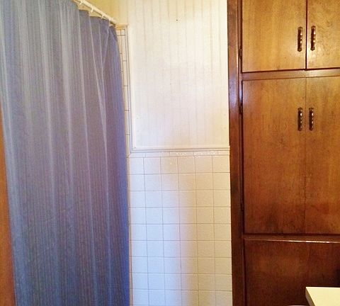 5th image of 709 S Aspen Ave