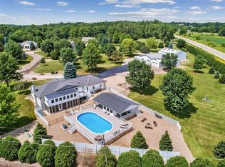 7700 Jandel Ct, Toddville, IA 52341