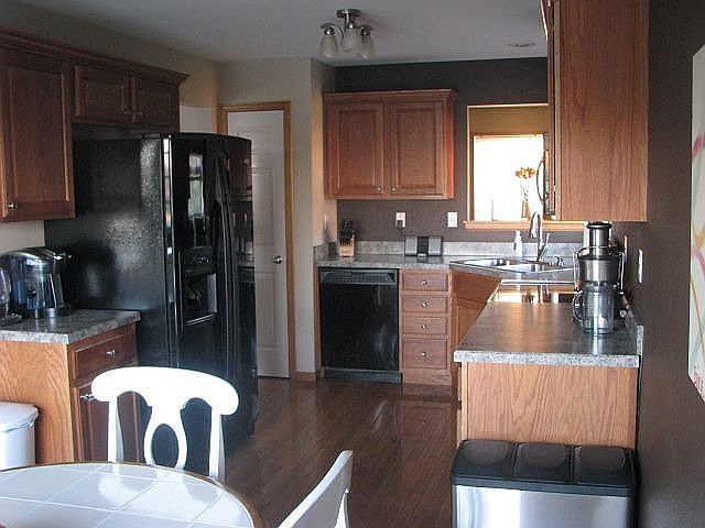 2nd image of 1301 Kimberly Dr