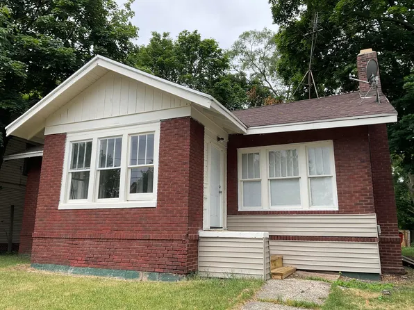 590 Pearl St, Benton Harbor, MI 49022