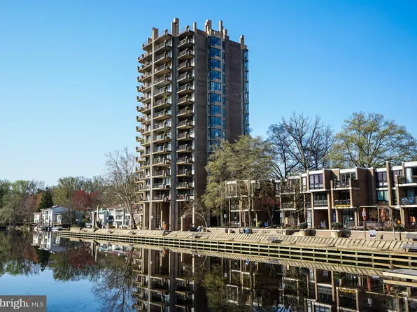 11400 Washington Plz W APT 405, Reston, VA 20190