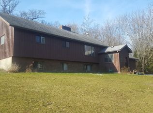 22649 Airline Rd, Sturgis, MI 49091